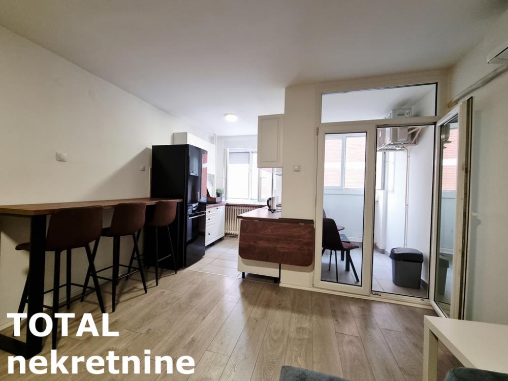 Slika 2 - Stan,NOVI SAD,NOVO NASELJE ŠONSI,kv: 55.00, € 156000, ID: 1102037
