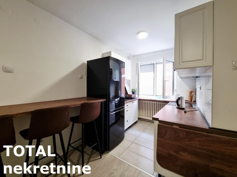 Slika 3 - Stan,NOVI SAD,NOVO NASELJE ŠONSI,kv: 55.00, € 156000, ID: 1102037