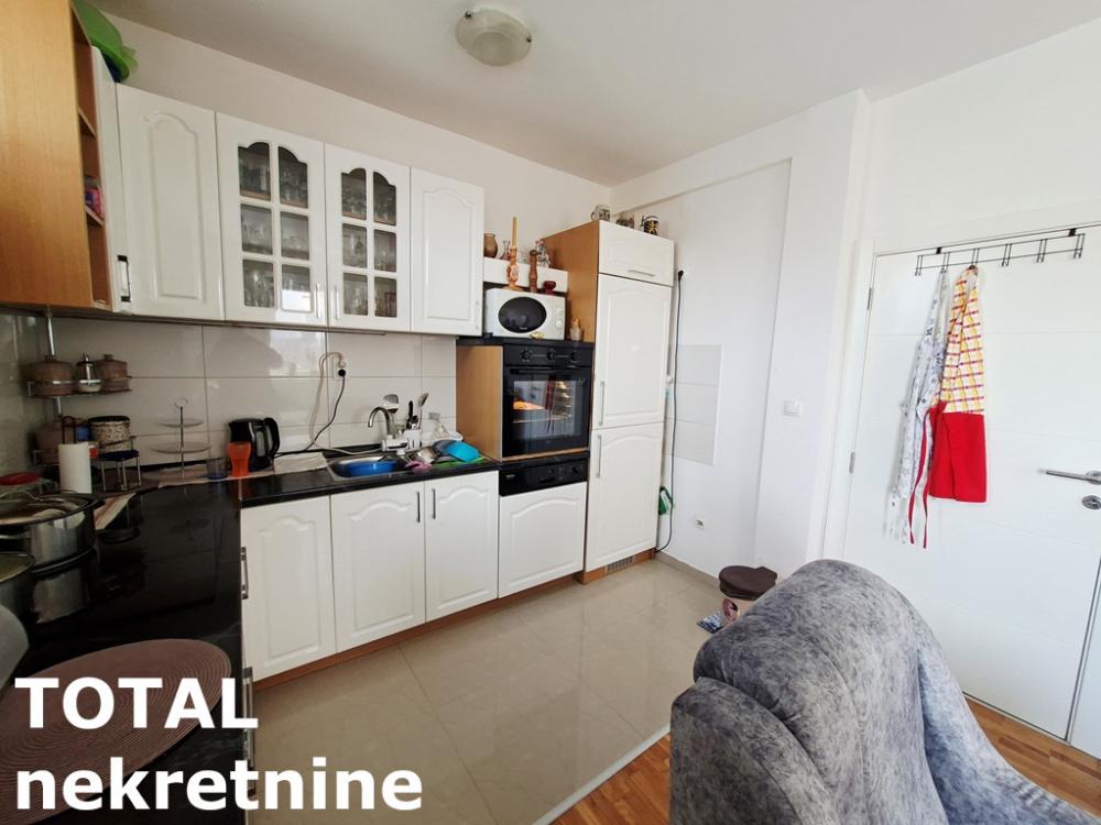 Slika 3 - Stan,NOVI SAD,VETERNIČKA RAMPA,kv: 55.00, € 135000, ID: 1102361