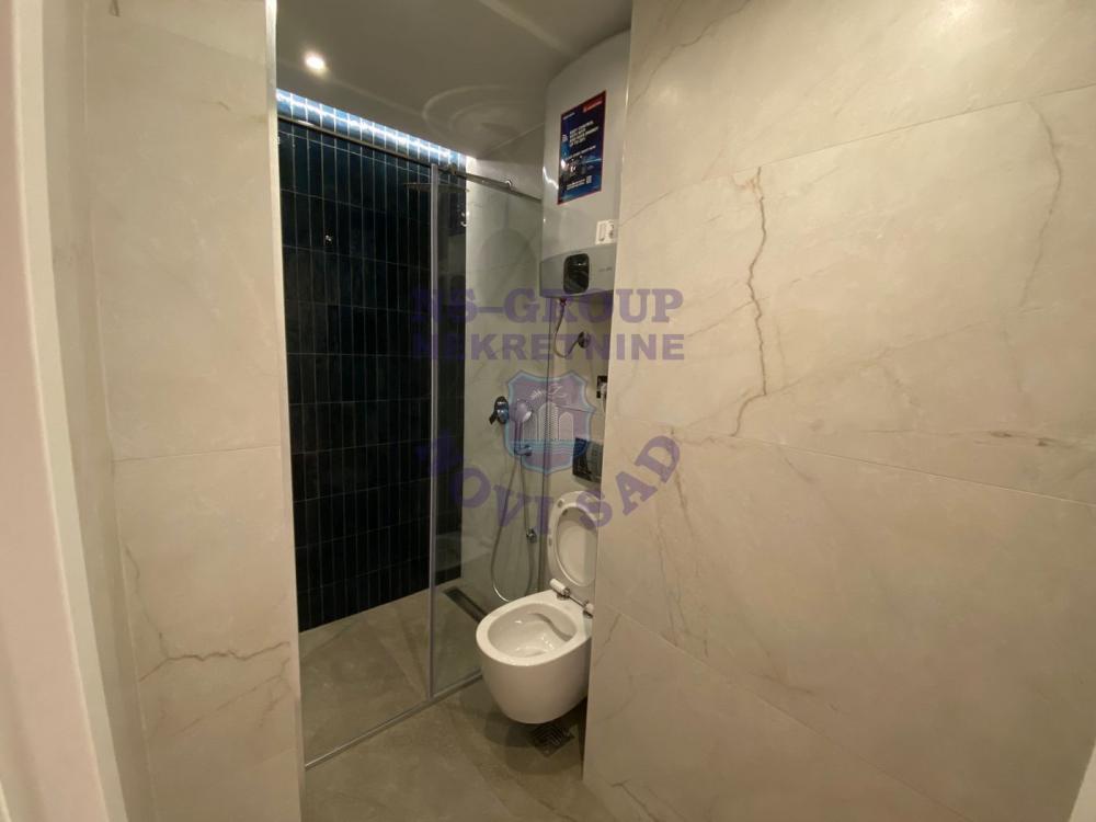 Slika 7 - Četvorosoban, 119m2, Novi Sad centar Novi Sad, sa terasom