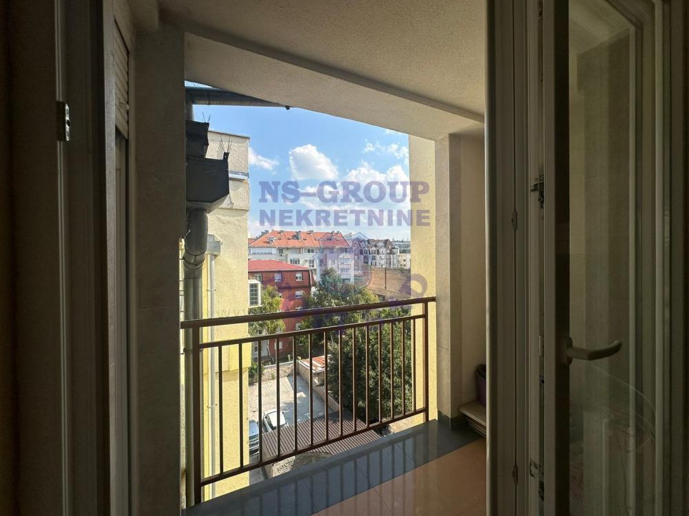 Slika 9 - Odlican cetvorosoban stan na Grbavici!