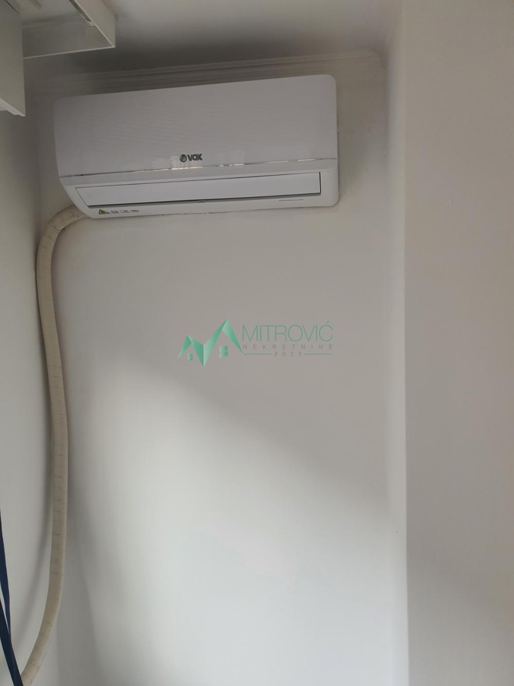 Slika 9 - ODLIČAN TROSOBAN STAN NA LIMANU 3 