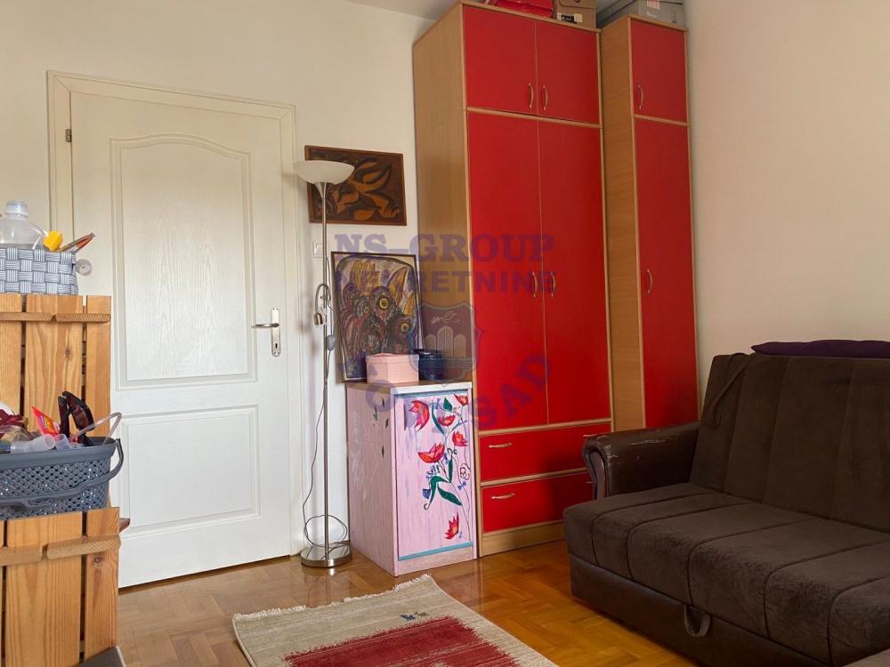 Slika 5 - Dvosoban stan na novoj detelinari!