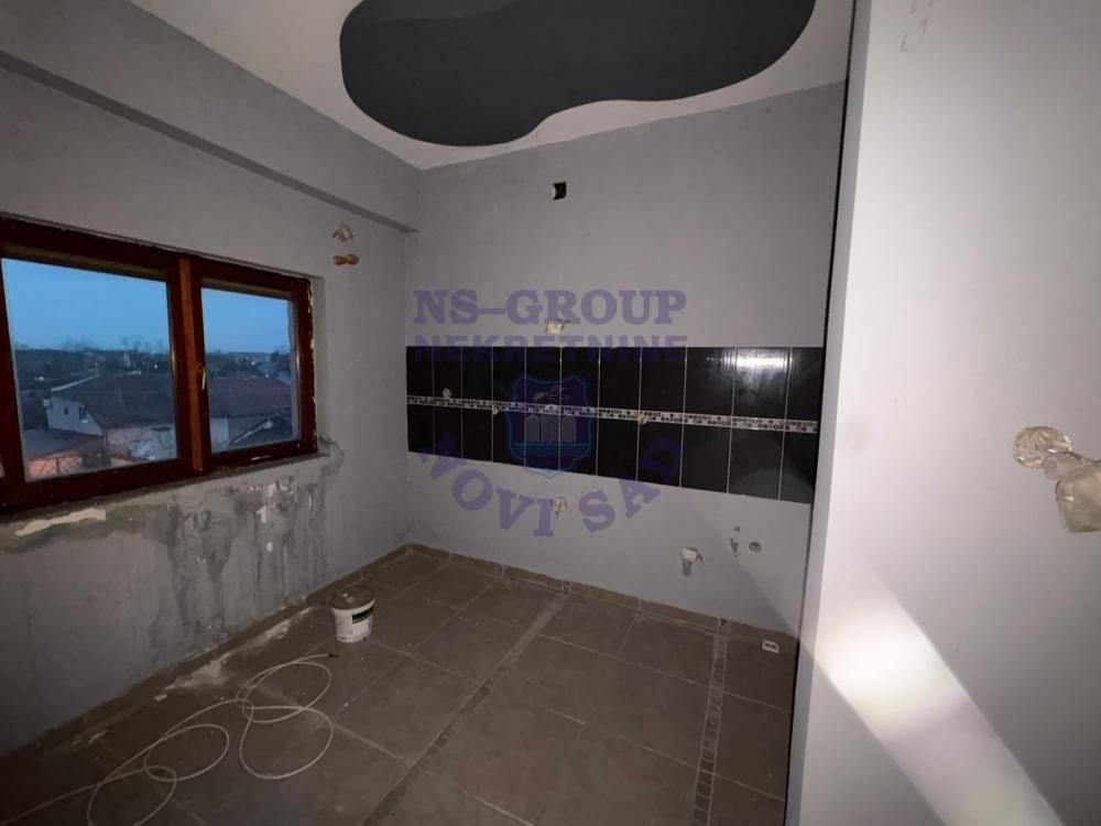 Slika 6 - Trosoban, 66m2, Telep Novi Sad, sa terasom