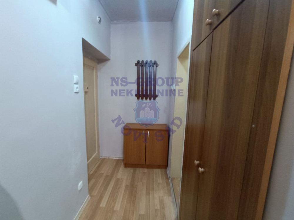 Glavna slika -Jednosoban stan u blizini Spensa