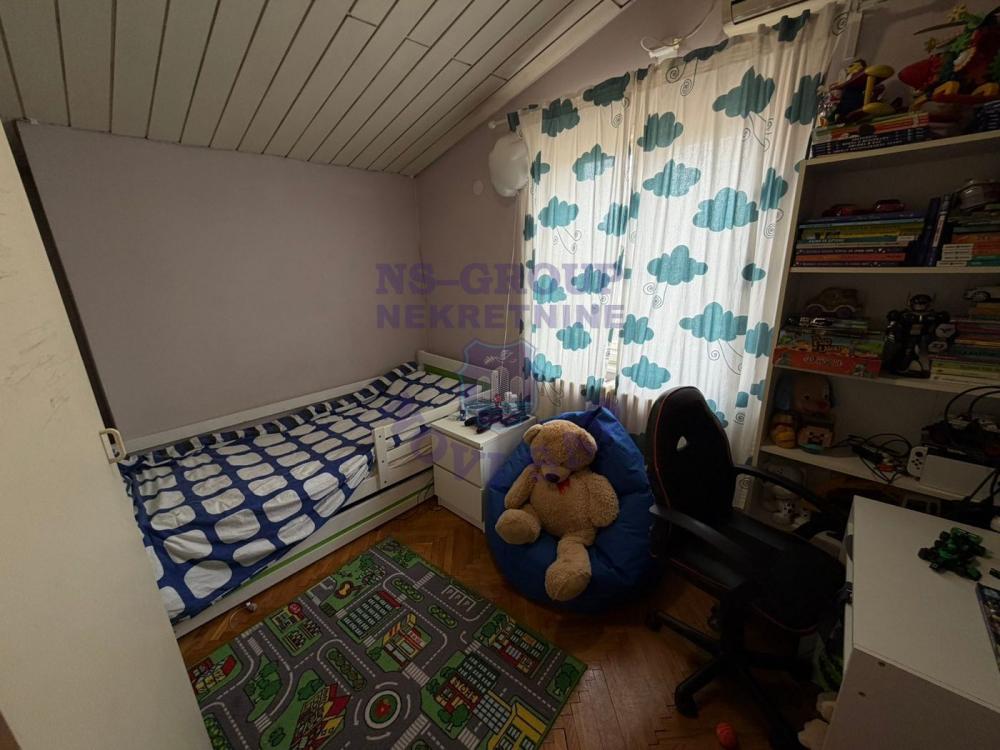 Slika 4 - Troiposoban, 79m2, Novi Sad centar Novi Sad