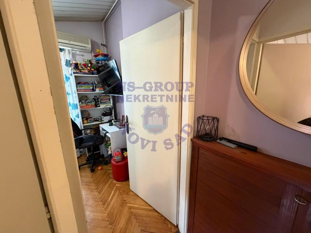 Slika 10 - Troiposoban, 79m2, Novi Sad centar Novi Sad