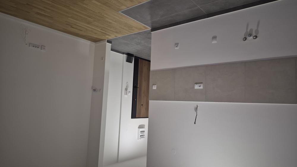 Slika 1 - Prodaja stana, Doza djerdja 56 Novi Sad, sa terasom, ima lift