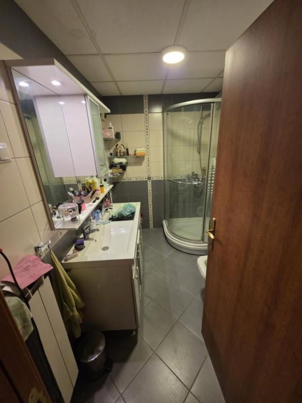 Slika 7 - Troiposoban stan na Novoj detelinari