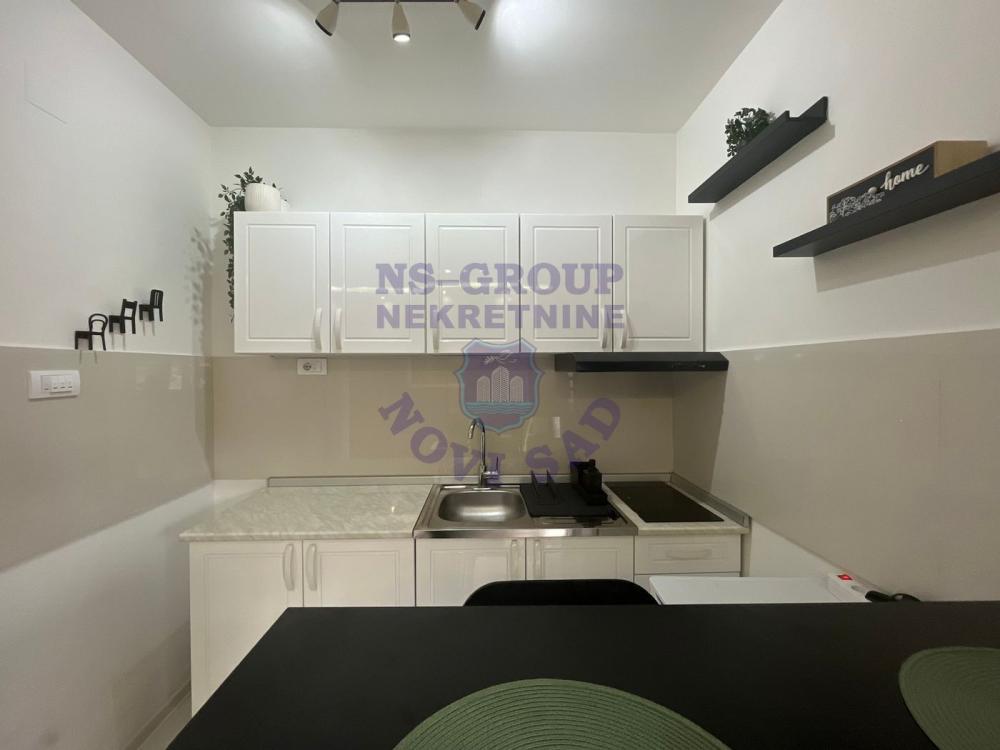 Slika 3 - Jednosoban, 21m2, Adice Novi Sad, sa terasom