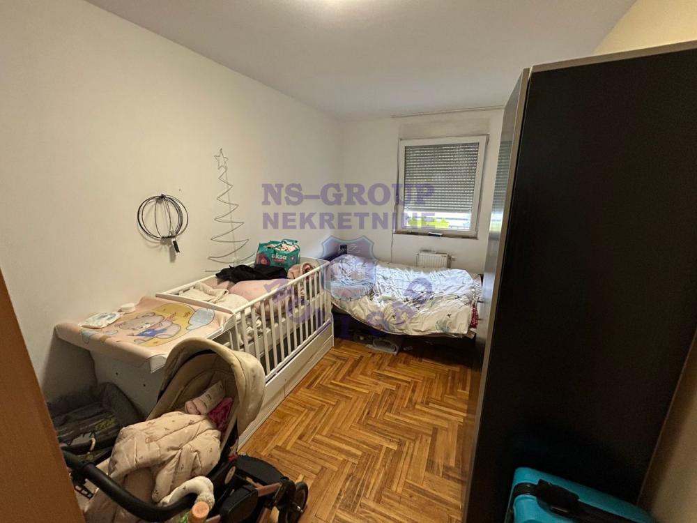 Slika 2 - Dvosoban, 48m2, Nova Detelinara Novi Sad, sa terasom, ima lift