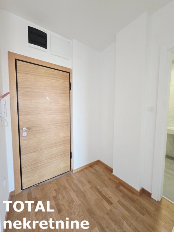 Slika 3 - Stan,NOVI SAD,TELEP,kv: 47.00, € 131600, ID: 1102367