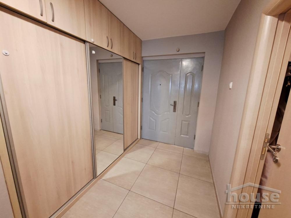 Slika 10 - Stan,NOVI SAD,CENTAR,kv: 116.00, € 370000, ID: 1065484