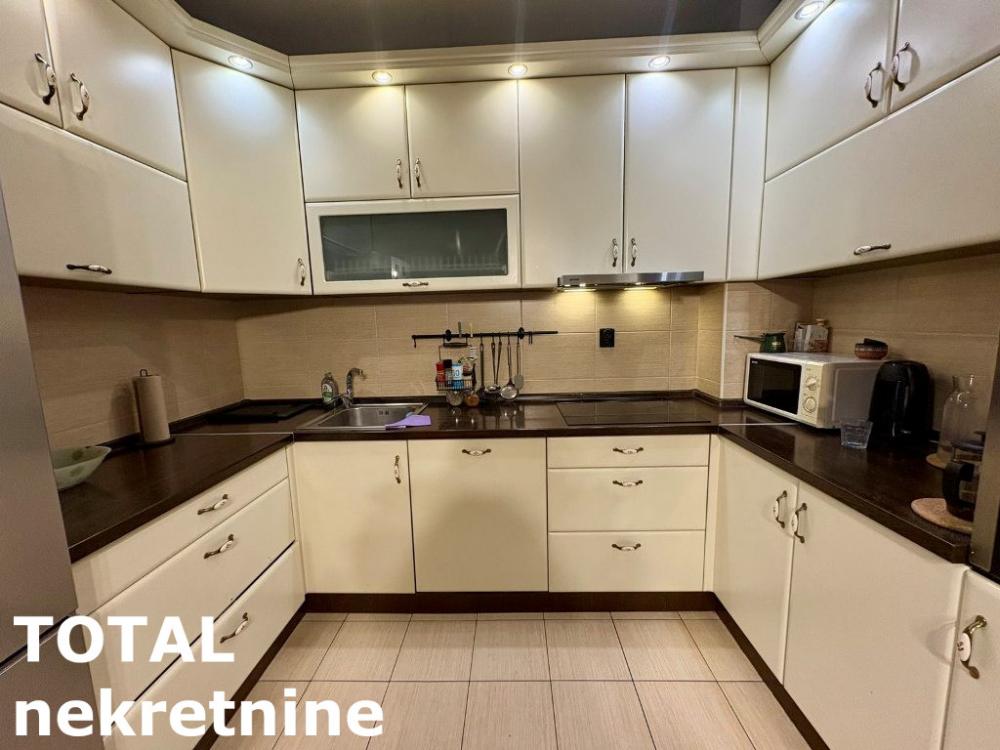 Slika 3 - Stan,NOVI SAD,NOVA DETELINARA,kv: 62.00, € 200000, ID: 1102291