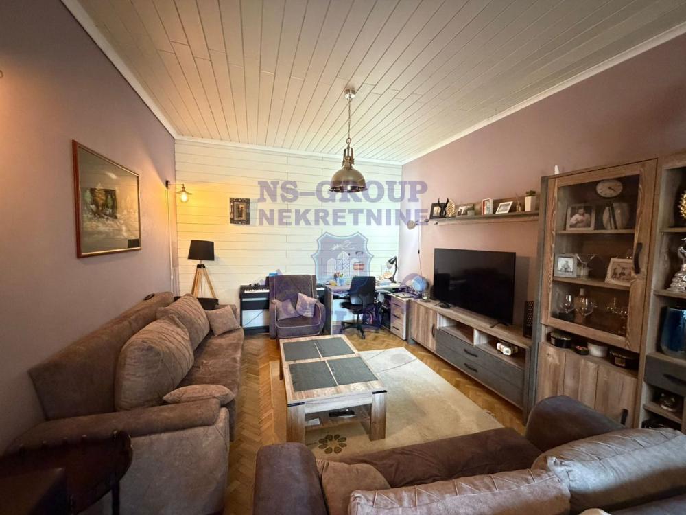 Slika 1 - Š:565418 Troiposoban stan u centru