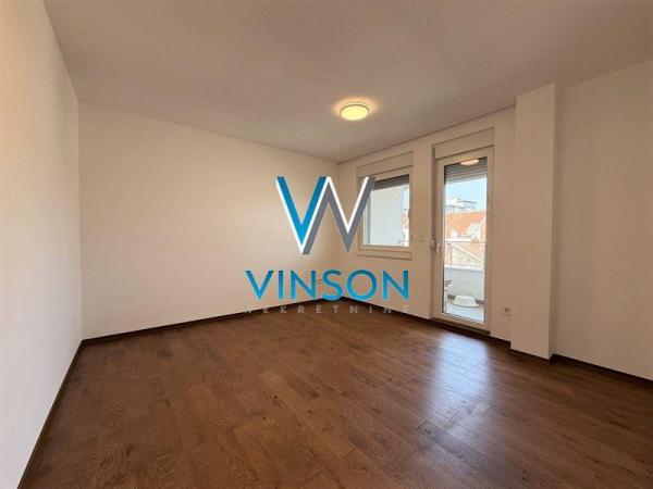 Slika 11 - Novi Sad, Bulevar - Četvorosoban stan + parking ID#1001161