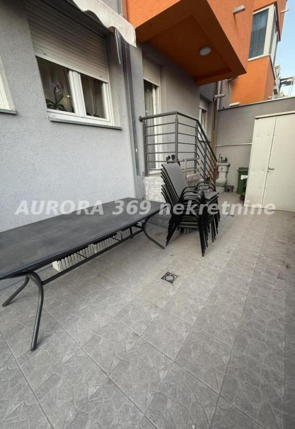 Slika 5 - POVOLJNO, NAMEŠTEN STAN NA ADICAMA NOVI SAD