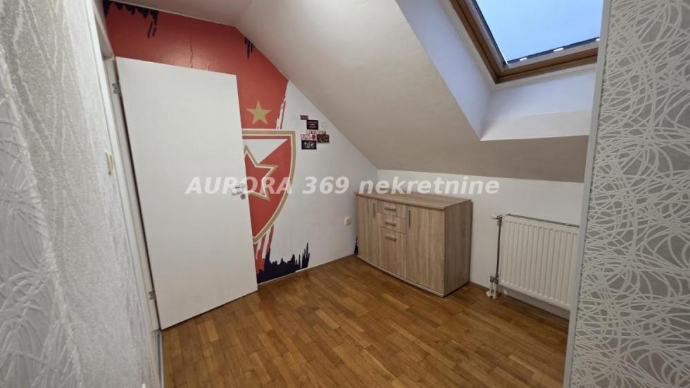 Slika 2 - POVOLJNO, NAMEŠTEN DUPLEX, BULEVAR EVROPE, NOVI SAD