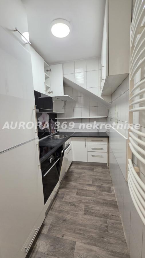 Slika 9 - POVOLJNO, NAMEŠTEN DUPLEX, BULEVAR EVROPE, NOVI SAD