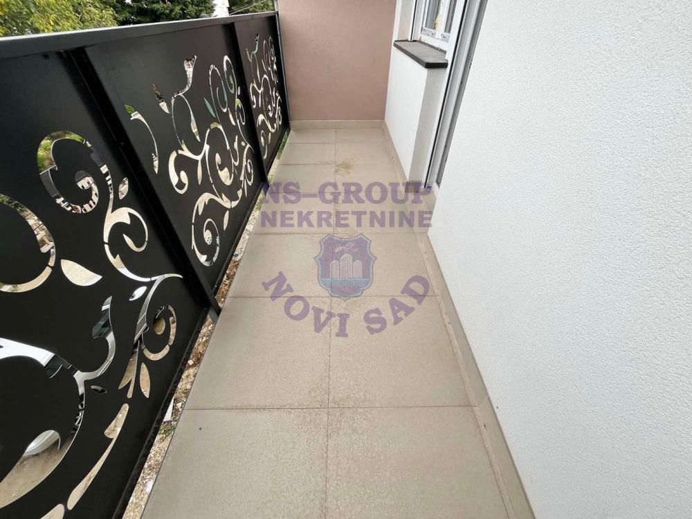 Slika 3 - Četvorosoban, 90m2, Veternik Novi Sad, sa terasom