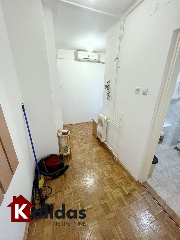 Slika 8 - Stan,NOVI SAD,NOVO NASELJE,kv: 34, € 91000, ID: 1008627