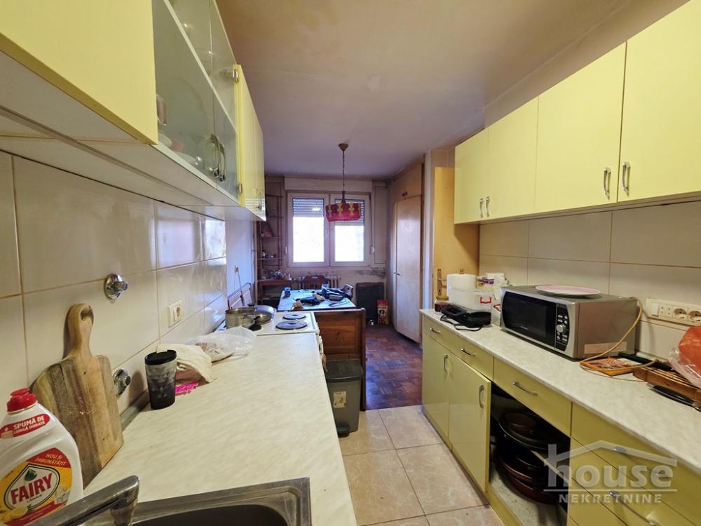 Slika 3 - Stan,NOVI SAD,NOVO NASELJE,kv: 70.00, € 145000, ID: 1065455