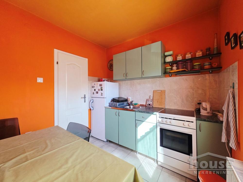 Slika 5 - Stan,NOVI SAD,NOVA DETELINARA,kv: 32.00, € 98000, ID: 1065511