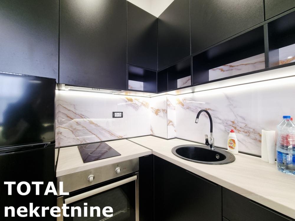 Slika 9 - Stan,NOVI SAD,BULEVAR,kv: 76.00, € 205000, ID: 1102275