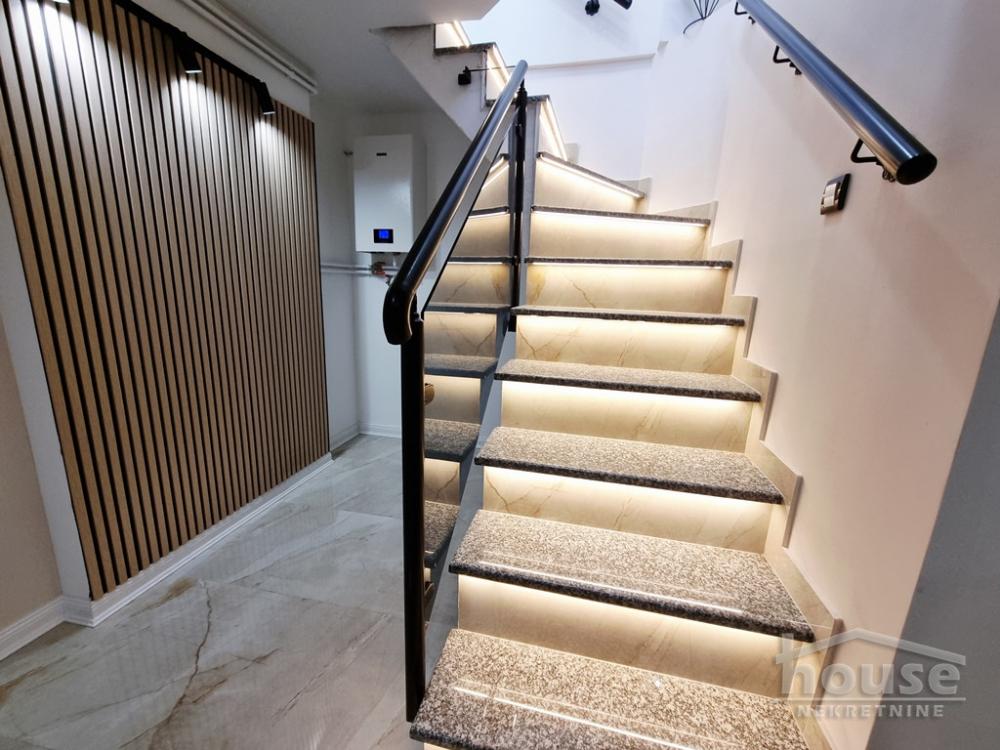 Slika 11 - Stan,NOVI SAD,BULEVAR,kv: 76.00, € 205000, ID: 1065427