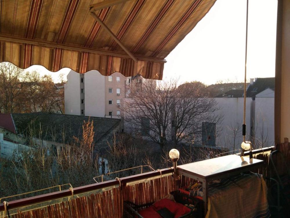 Slika 5 - Stan,NOVI SAD,BULEVAR,kv: 80.00, € 206000, ID: 1054183