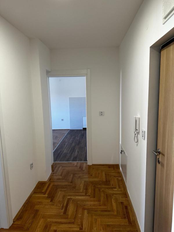 Glavna slika -Stan,NOVI SAD,TELEP,kv: 55.34, € 131350, ID: 1057472