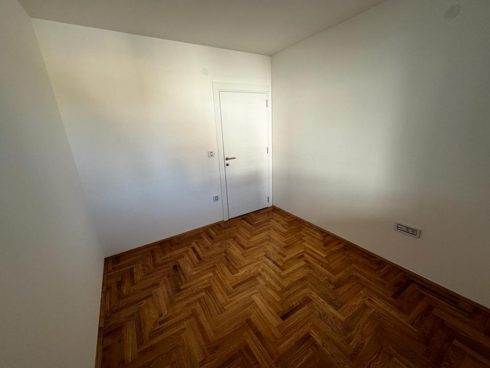 Slika 10 - Stan,NOVI SAD,TELEP,kv: 55.34, € 131350, ID: 1057472