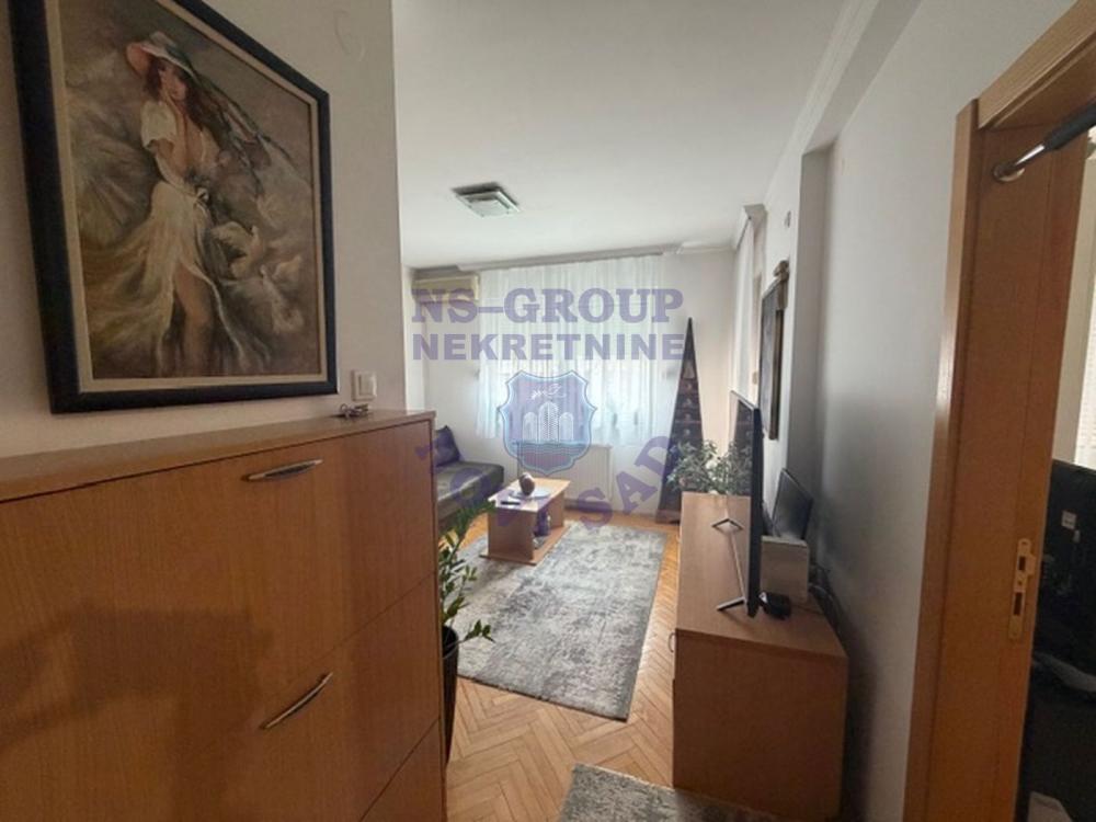 Slika 9 - Jednoiposoban kompletno namešten stan- Grbavica! š.565533