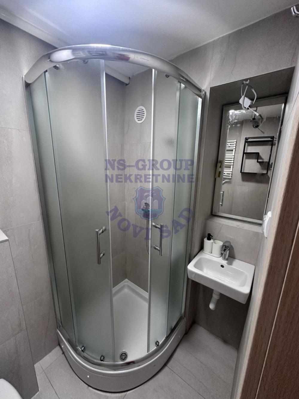 Slika 7 - Dvosoban stan podeljen na dve stambene jedinice