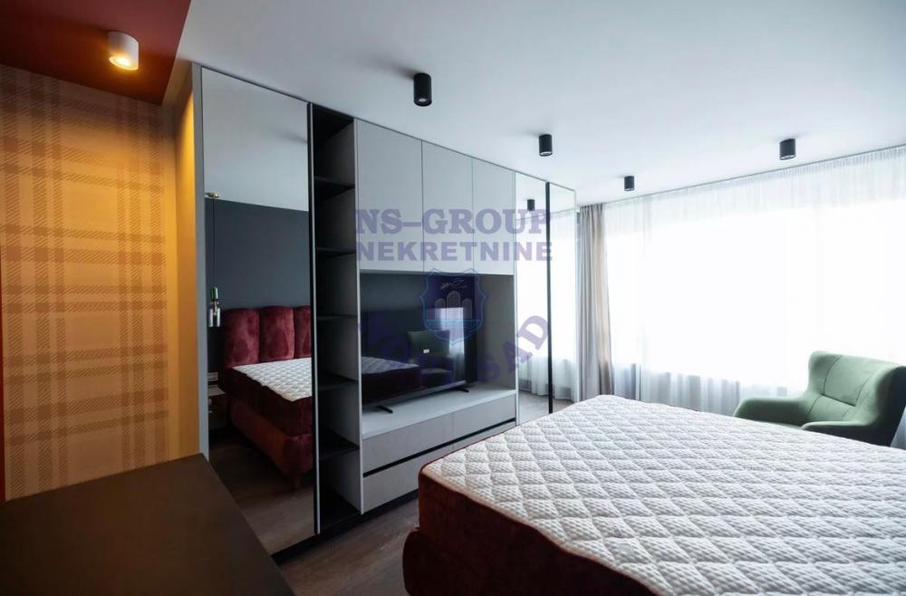 Slika 1 - Odlicna garsonjera na Sajmu