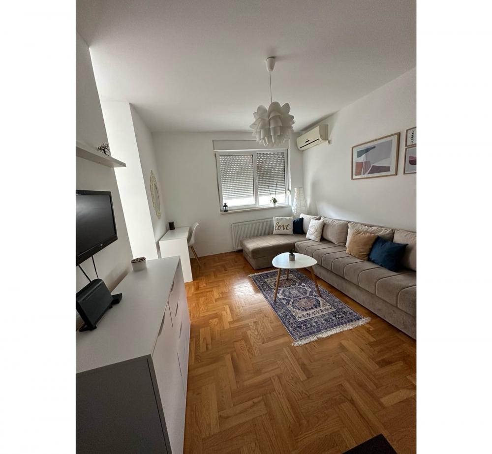 Slika 1 - 565287-Predstavljamo Vam izuzetnu nekretninu na jednoj od najtraženijih lokacija u gradu