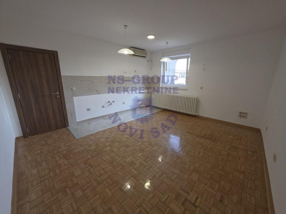 Glavna slika -Dvosoban, 42m2, Beogradski kej Novi Sad