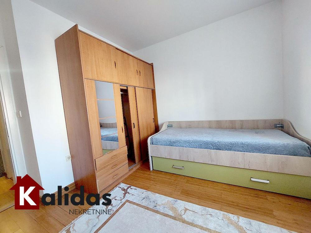 Slika 10 - Stan,NOVI SAD,GRBAVICA,kv: 54, € 170980, ID: 1008629