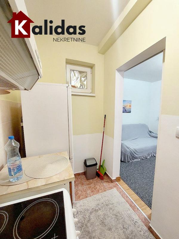 Slika 5 - Stan,NOVI SAD,GRBAVICA,kv: 54, € 170980, ID: 1008629
