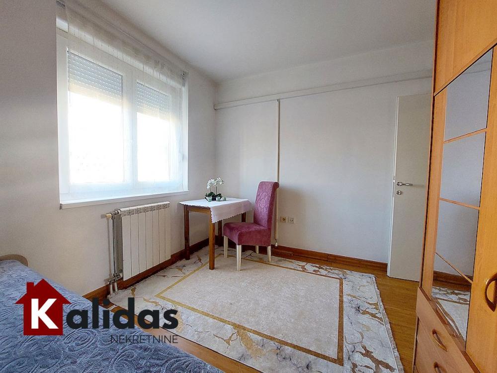 Slika 8 - Stan,NOVI SAD,GRBAVICA,kv: 54, € 170980, ID: 1008629