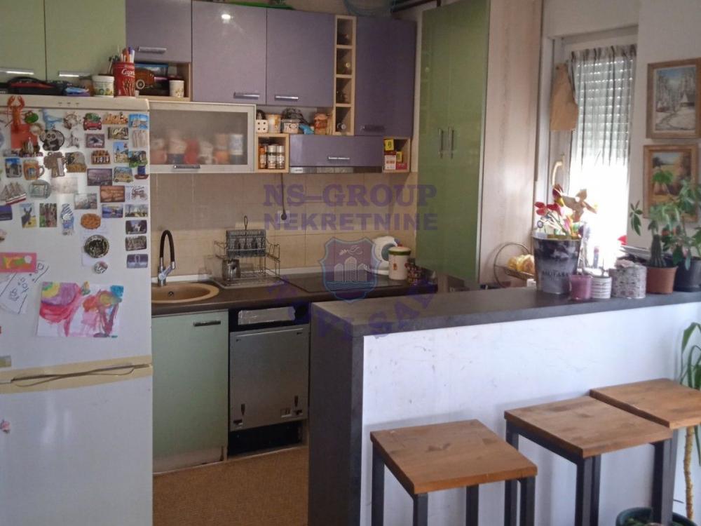 Slika 3 - 556148-Stan se nalazi u novijoj zgradi, izgradjenoj 2010 godine.