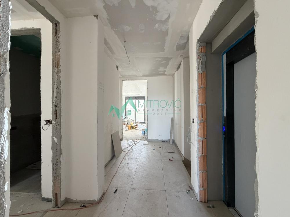 Slika 8 - Penthouse, 144m2 + 110m2 terase, 3 parkinga u ceni! 