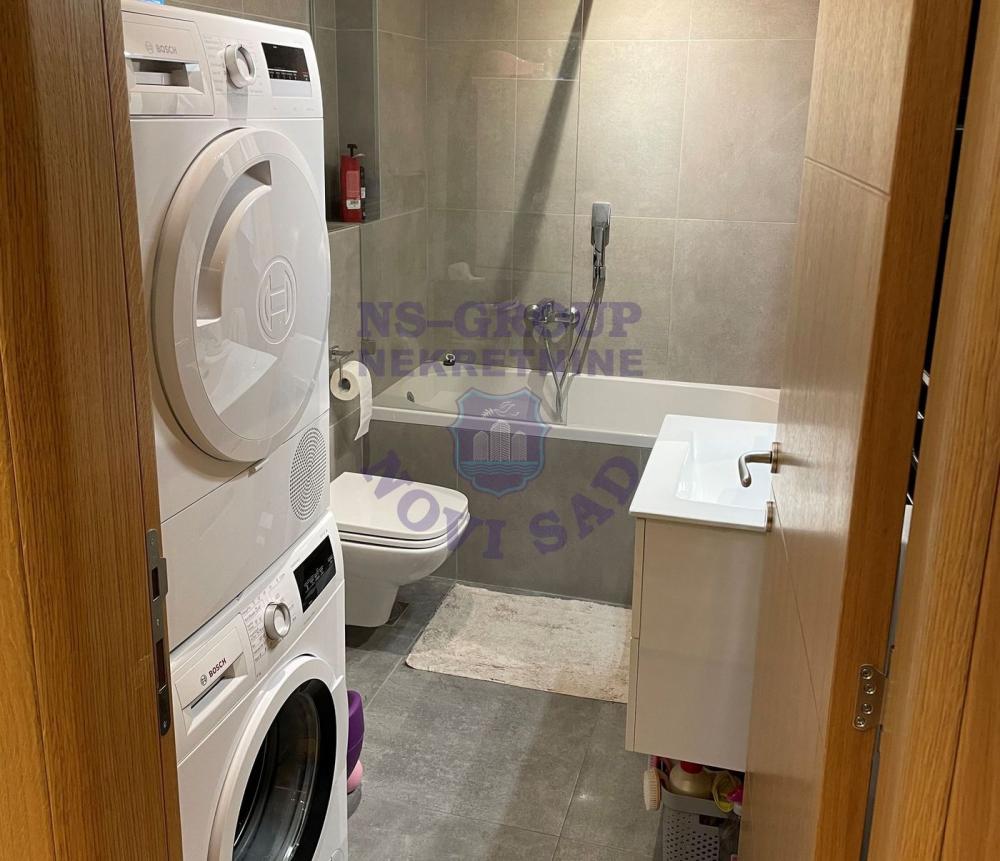 Slika 8 - Cetvorosoban stan na novoj Detelinair!