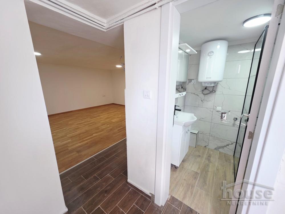 Slika 4 - Stan,NOVI SAD,ADICE,kv: 28.00, € 50000, ID: 1065530