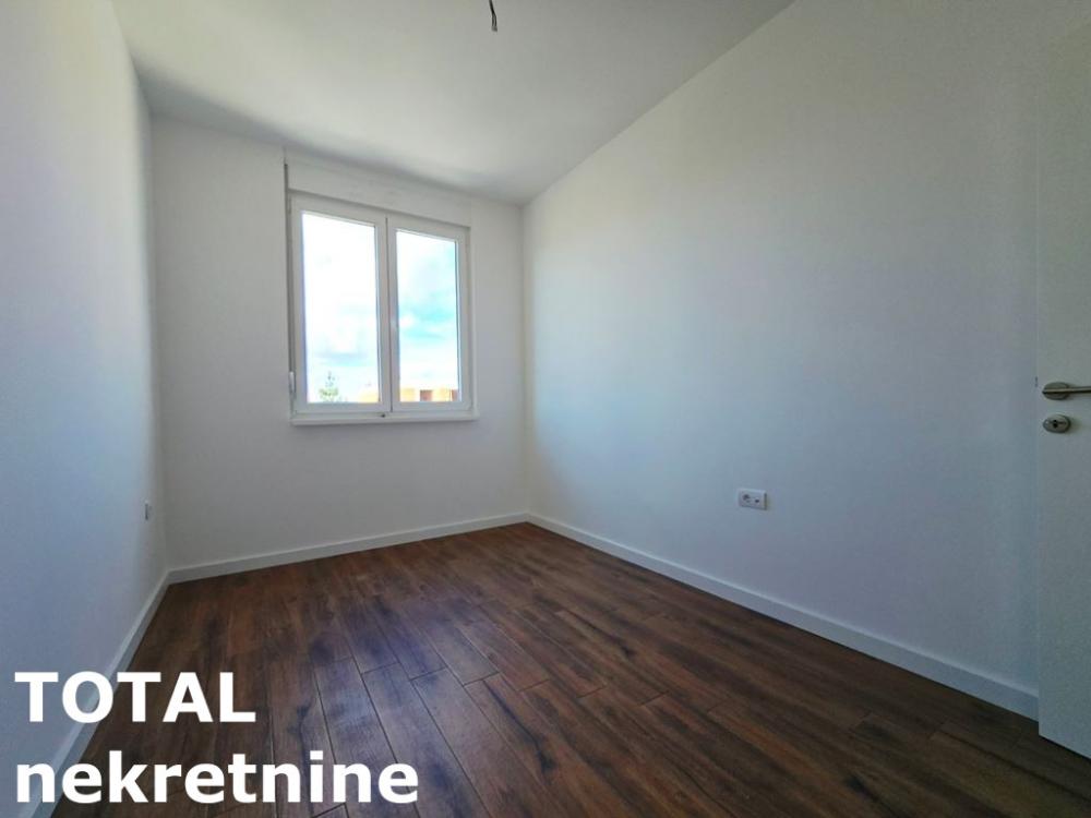 Slika 5 - Stan,NOVI SAD,TELEP,kv: 110.00, € 270000, ID: 1102319