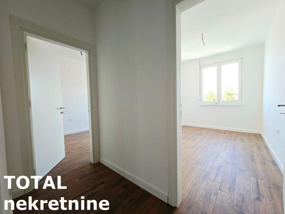 Slika 3 - Stan,NOVI SAD,TELEP,kv: 110.00, € 270000, ID: 1102319