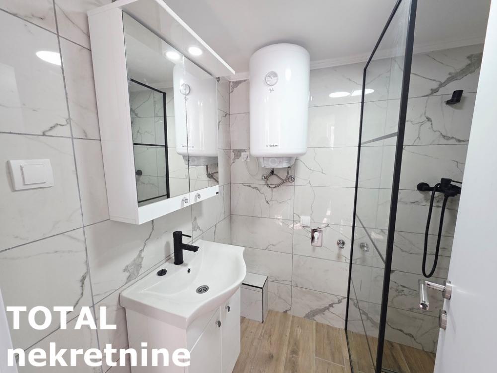 Slika 2 - Stan,NOVI SAD,ADICE,kv: 28.00, € 50000, ID: 1102378