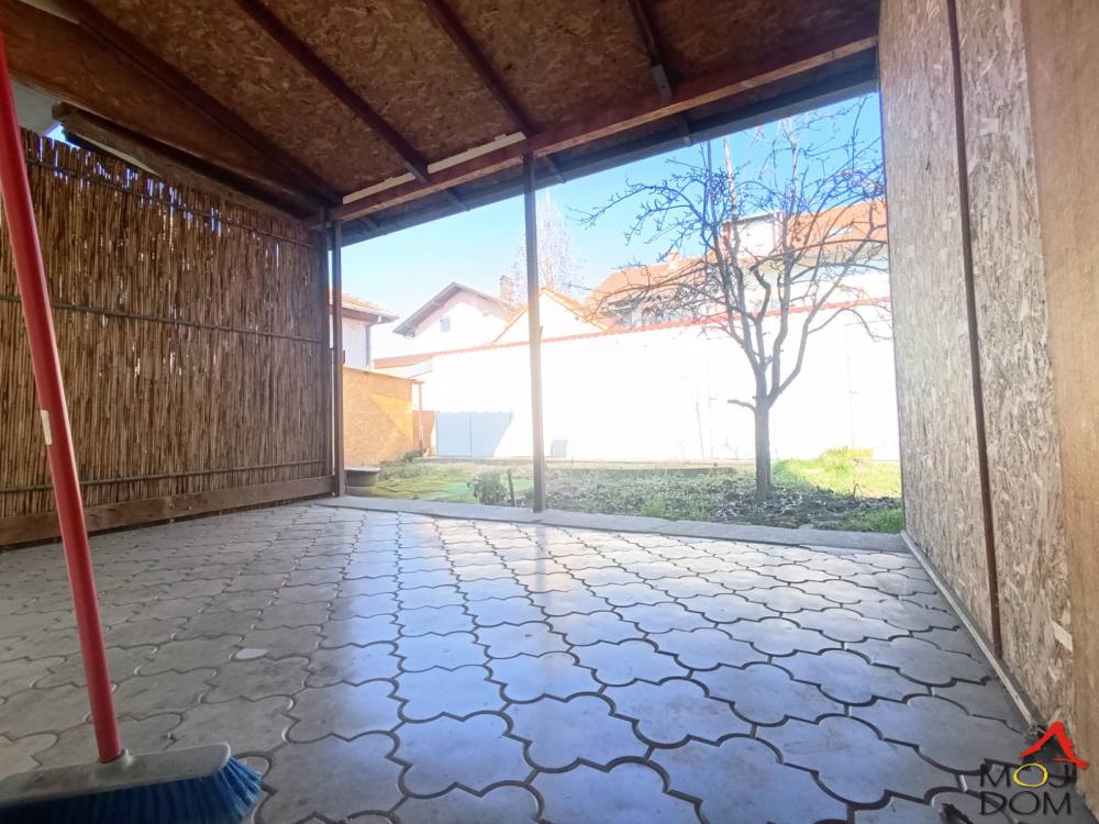 Slika 7 - Stan,NOVI SAD,TELEP,kv: 33, € 61800, ID: 1031936