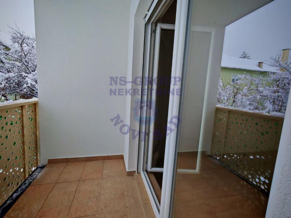 Slika 3 - Najpovoljnija garsonjera na Petrovaradinu!