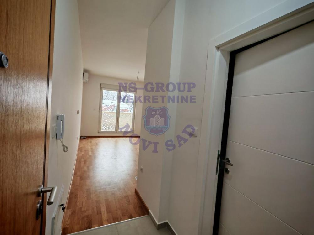 Slika 1 - Najpovoljnija garsonjera na Petrovaradinu!